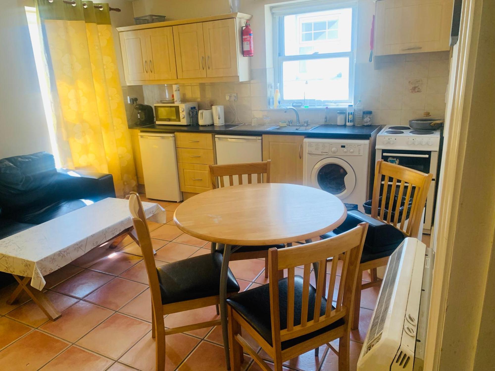 Sea View Flat Cobh Apartment ภายนอก รูปภาพ